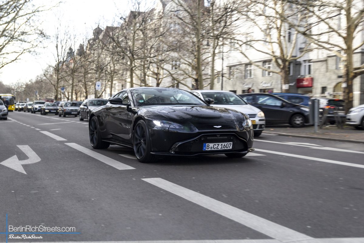 Aston Martin V8 Vantage (2018) spotted in Berlin — BerlinRichStreets